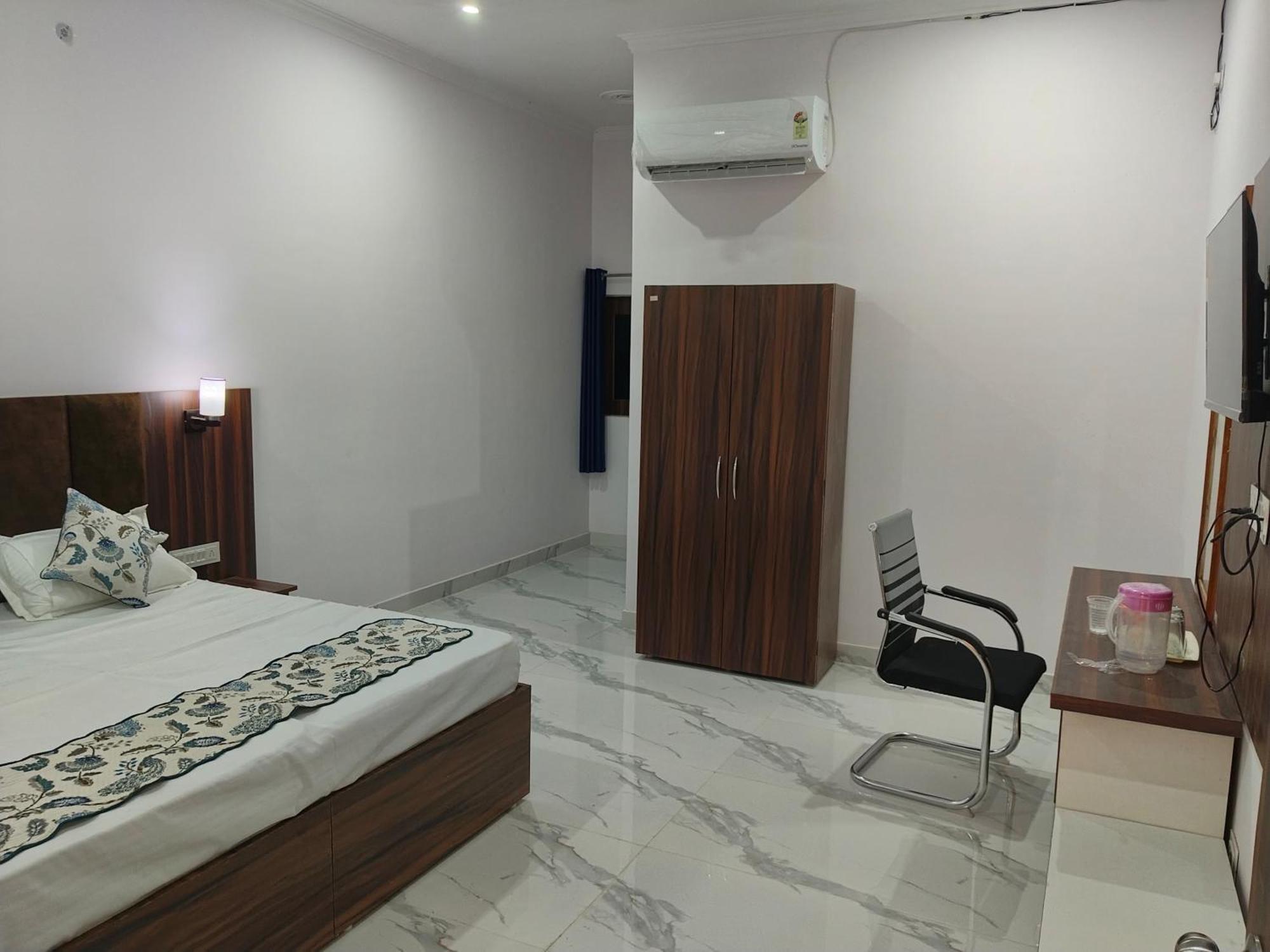 Atithi Inn Κχατζουράχο Εξωτερικό φωτογραφία
